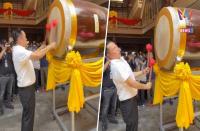 アヌティン首相　太鼓演奏中の思わぬハプニングがSNSで話題に