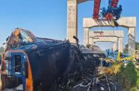 高速鉄道工事現場でクレーンが走行中の列車に落下　死者32人・負傷者67人に　施工業者は昨年の会計検査院ビル崩壊事故にも関与