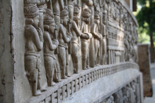 ワット・ジェット・ヨード（วัดเจ็ดยอด）