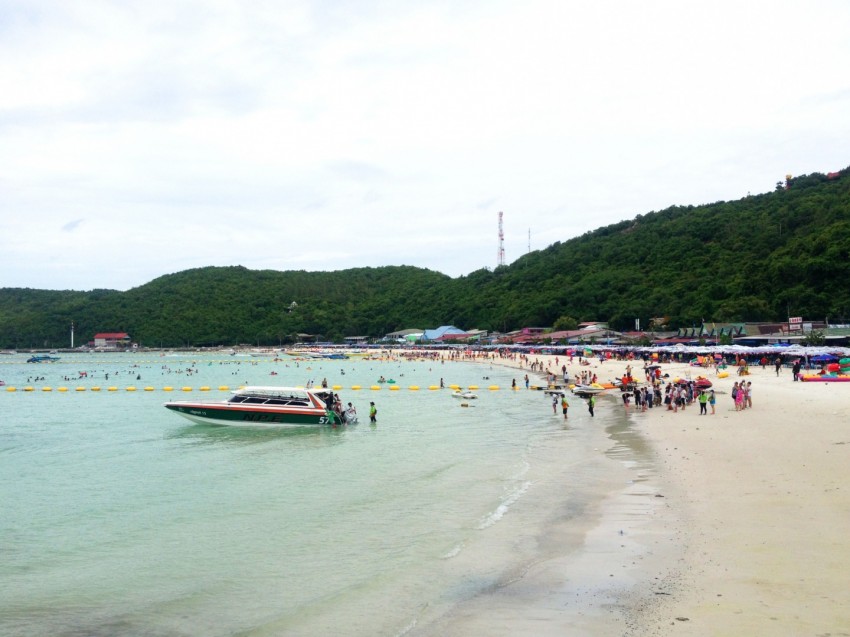 ラン島（เกาะล้าน）