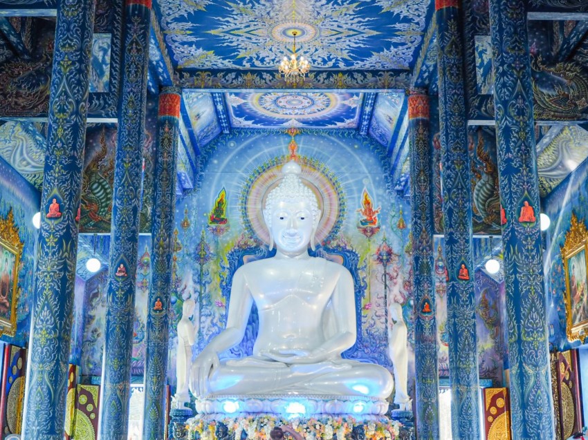 ワット・ロンスアテン（วัดร่องเสือเต้น）