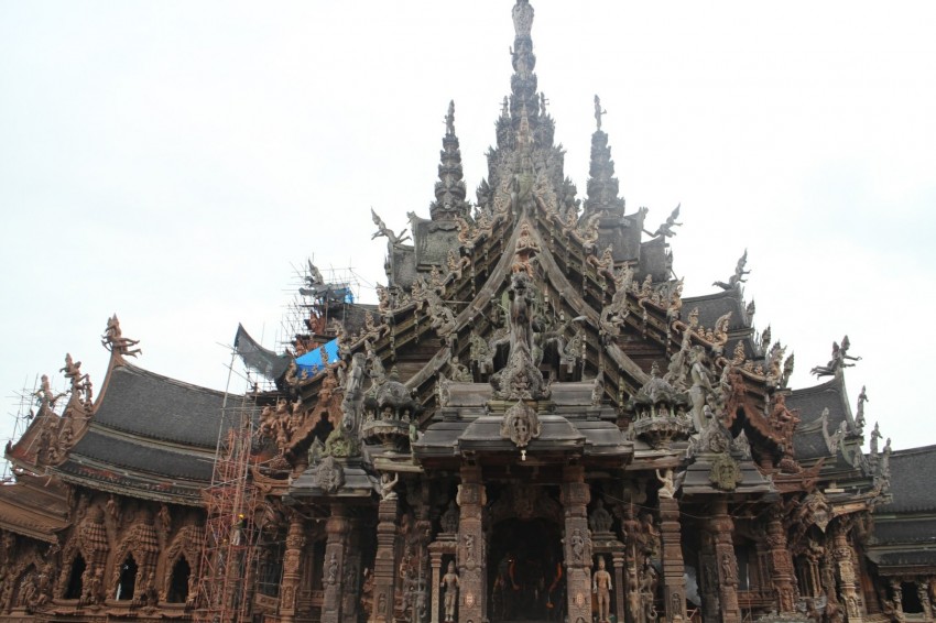 サンクチュアリー・オブ・トゥルース（ปราสาทสัจธรรม）